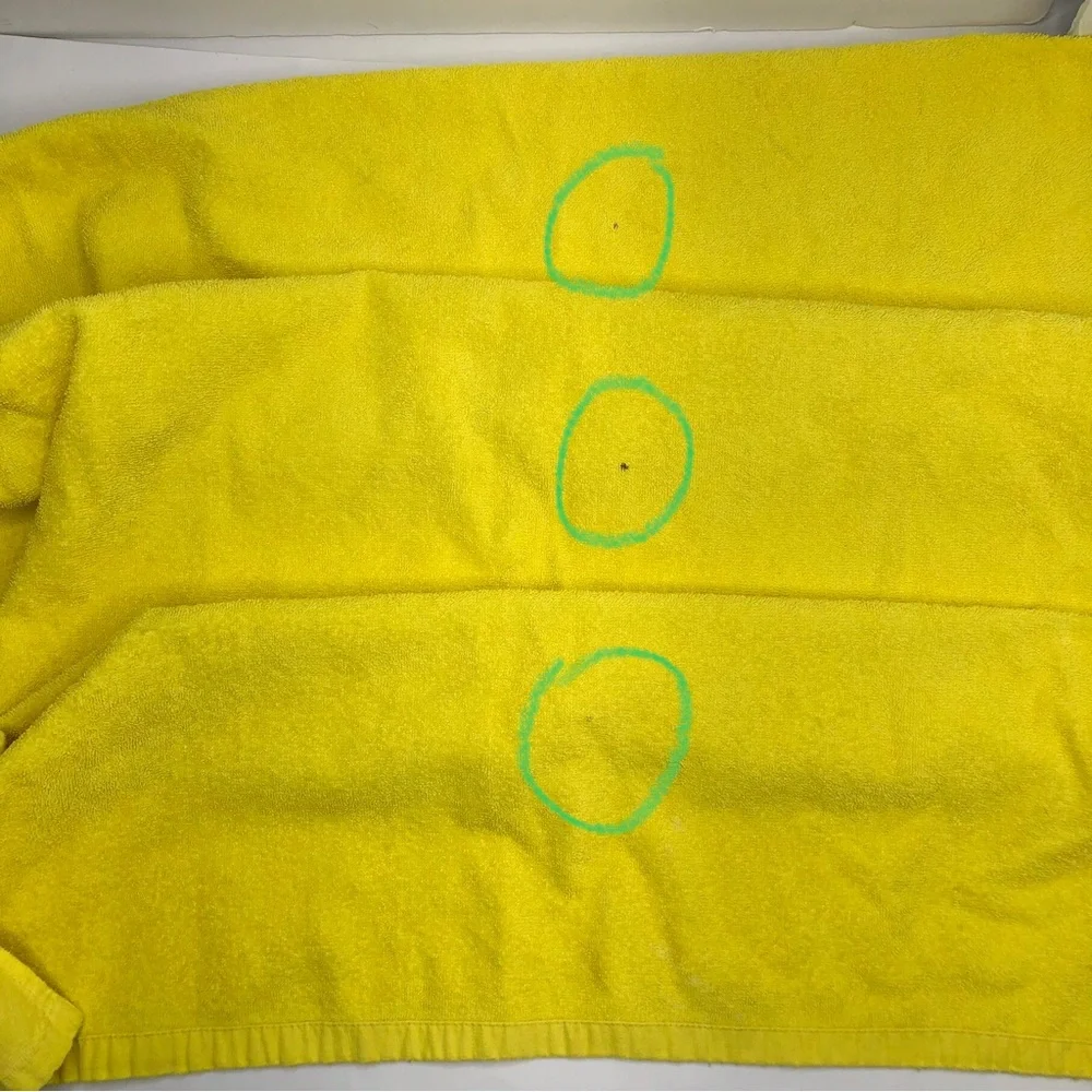 Vtg Magic Beach Towel Yellow Survivor Outwit Outplay Outlast Sun & Surf 30